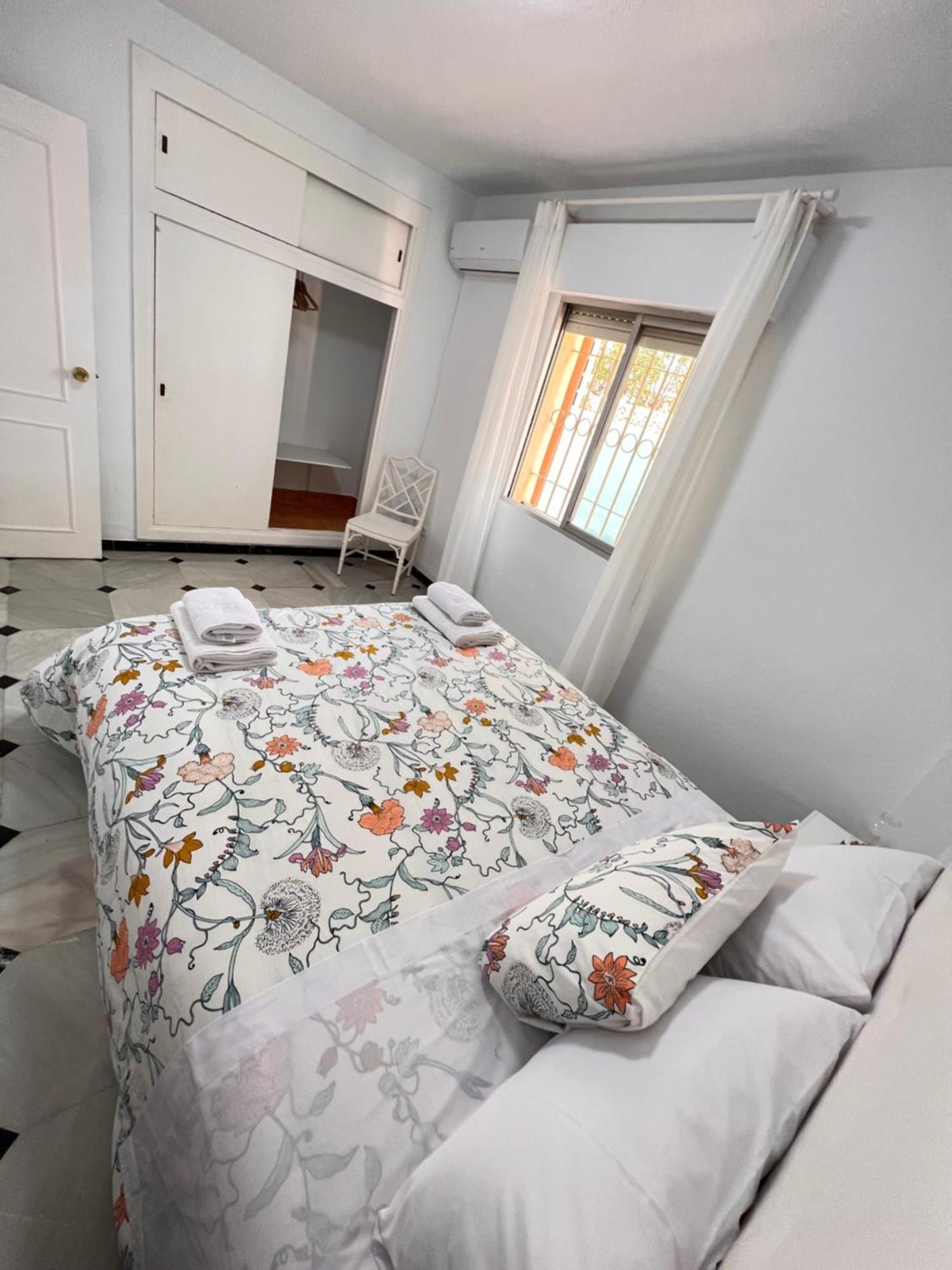La Gran Playa,Piscina Terraza Y Parking 8 Personas Apartment Малага Екстериор снимка